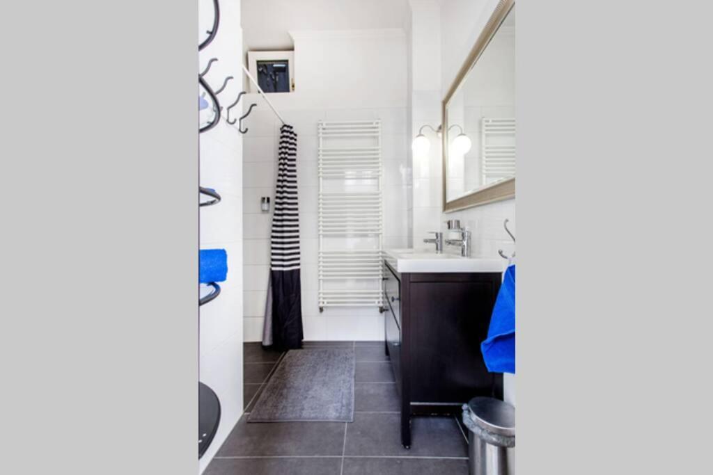 Central Budapest Apartment In Historical Building With Free Private Parking Ngoại thất bức ảnh